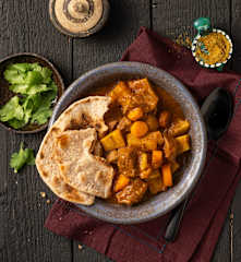 Nyama ya Kupika na Matoke (Geschmortes Rindfleisch mit Kochbananen)