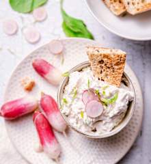 Tartinade de fromage frais et de radis
