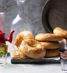 Anneaux fourrés au fromage (شوريك الجبنة)