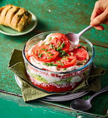 Tomaten-Schinken-Schichtsalat