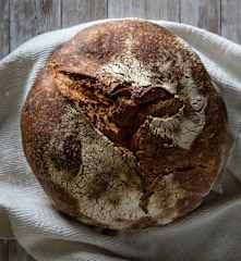 Pane casereccio con mais e patate