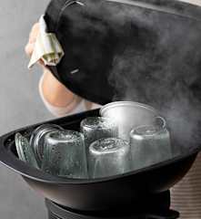 Einmachgläser gründlich reinigen