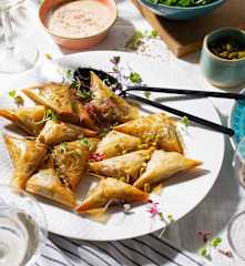 Samosas de solomillo con pistachos