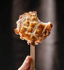 Galette des rois à la noisette, façon sucette