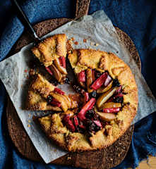 Warming winter fruit galette