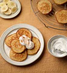 Baby-friendly Banana Pancakes with Cinnamon Yoghurt