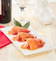Pimientos de piquillo rellenos de carne