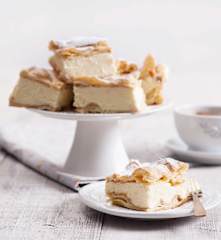 Karpatka (polnischer Windbeutelkuchen)
