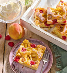 Pfirsich-Melba-Blechkuchen