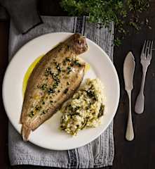 Linguado com arroz de grelos