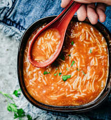 Sopa de fideo