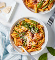 Creamy Chicken and Sun-Dried Tomato Pasta