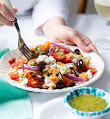 Ensalada de pasta al estilo griego