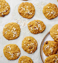 Galletas tiernas de zanahoria, avena y naranja