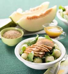 Ensalada de espinacas, pollo y melón