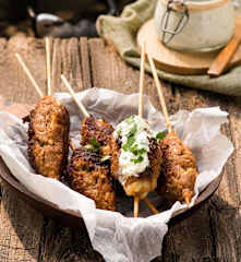 Cevapcici à la sauce tzatziki