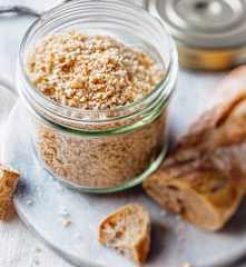 Αλεσμένη φρυγανιά