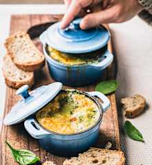 Fırında Ispanaklı Yumurta