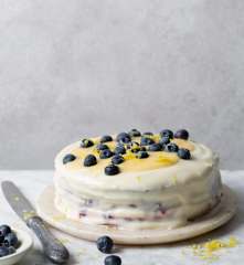 Pastel de blueberry's con frosting de queso y lemon curd