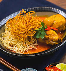 ข้าวซอยไก่