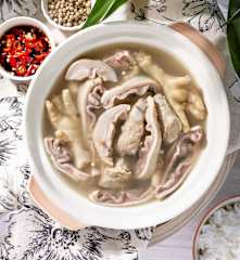 Pig's Stomach And White Pepper Soup