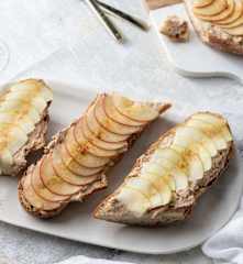 Duck Pâté and Caramelised Apple on Toasted Baguette (TM5)