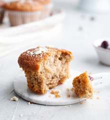 Muffin integral de plátano con arándanos