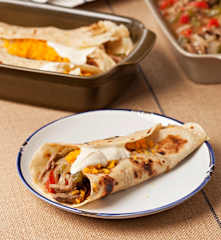 Tortillas de trigo y fajitas de ternera