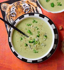 Brokkoli-Gorgonzola-Suppe