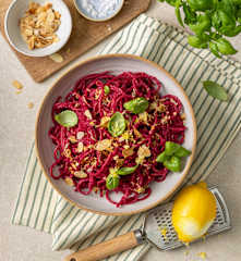 Spaghetti mit Rote-Rüben-Walnuss-Pesto