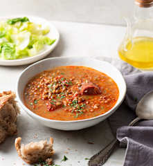 Lentejas pardinas con chorizo