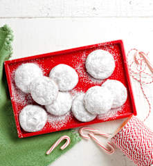 Hazelnut Snow Clouds