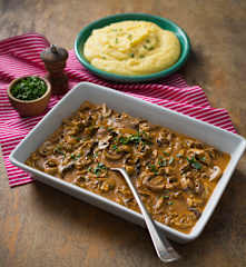 Mushroom stroganoff