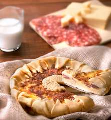 Crostata al salame e formaggio (senza glutine)