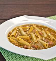 Pasta con frijoles