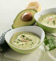 Crema de pepino y aguacate