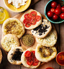 Manakish (Arabisches Fladenbrot mit Za´atar - مناقيش)