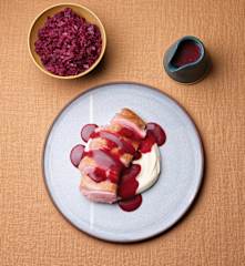 Magret de pato, col morada y apionabo