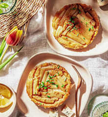 Tartelettes tatin aux asperges blanches et gorgonzola