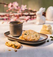 Cookies mit weißer Schokolade und Pistazien