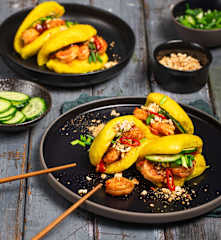 Kokos-Bao Buns mit Garnelen