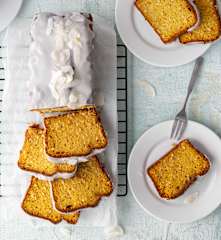 Brazylijskie ciasto kukurydziane z kokosem (bez glutenu)