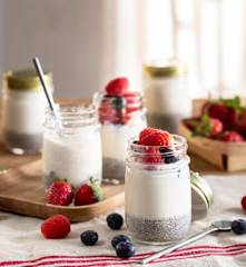 Yogurt iperproteico alla vaniglia con semi di chia