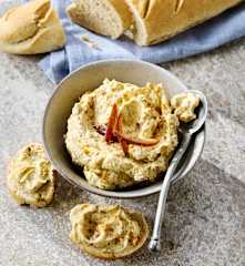 Dattel-Curry-Dip