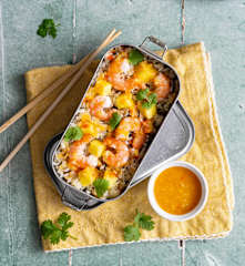 Ryż z krewetkami w orientalnym sosie