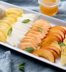 Sliced Fruit Salad with Citrus Dressing (TM5)