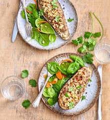 Aubergines farcies à l'agneau