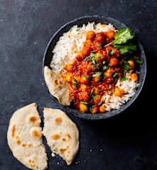 Arroz basmati con curry de garbanzos y pan indio (Cocción de arroz)