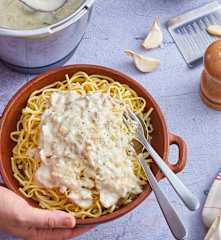 Sauce Alfredo au poulet pour les pâtes