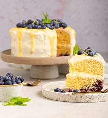 藍莓蛋糕、檸檬凝乳和乳酪奶霜 藍莓蛋糕、檸檬凝乳和乳酪奶霜